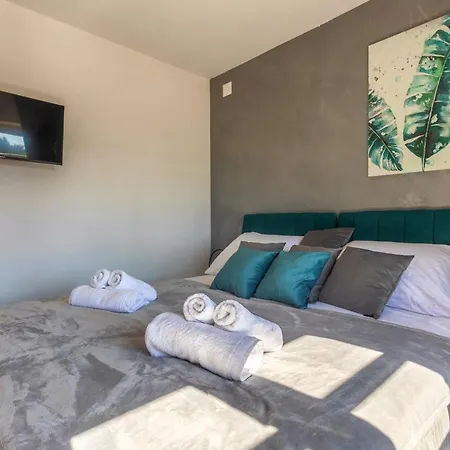 Teona Luxury With Jacuzzi And Terrace Sea View Apartamento Sali