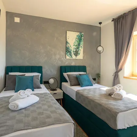 Teona Luxury With Jacuzzi And Terrace Sea View Sali