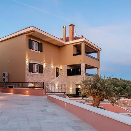Teona Luxury With Jacuzzi And Terrace Sea View Sali