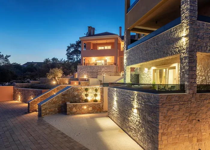 Teona Luxury With Jacuzzi And Terrace Sea View Sali