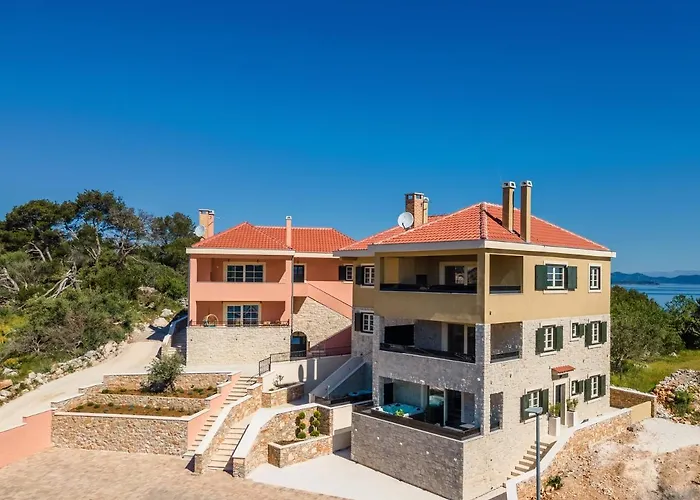 Teona Luxury With Jacuzzi And Terrace Sea View *