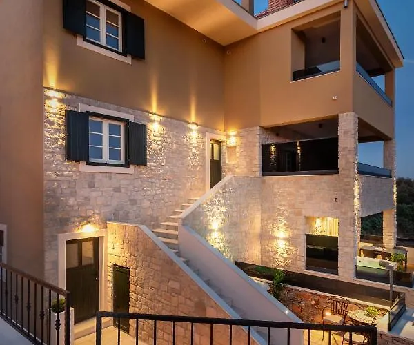 Teona Luxury With Jacuzzi And Terrace Sea View * 살리