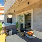 Teona Luxury With Jacuzzi And Terrace Sea View *