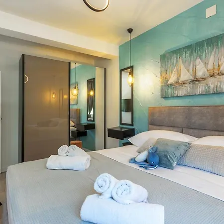 Daire Teona Luxury With Jacuzzi And Terrace Sea View *