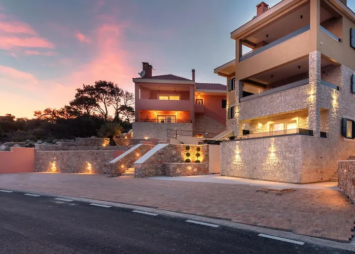 Teona Luxury With Jacuzzi And Terrace Sea View * Сали