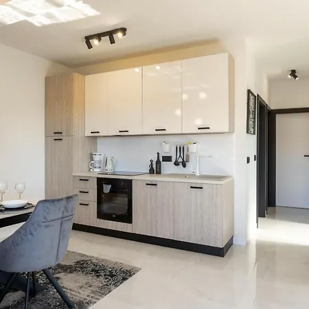 Teona Luxury With Jacuzzi And Terrace Sea View Apartman *