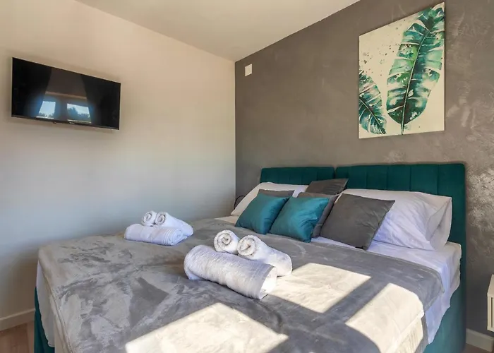 Teona Luxury With Jacuzzi And Terrace Sea View Apartamento Sali