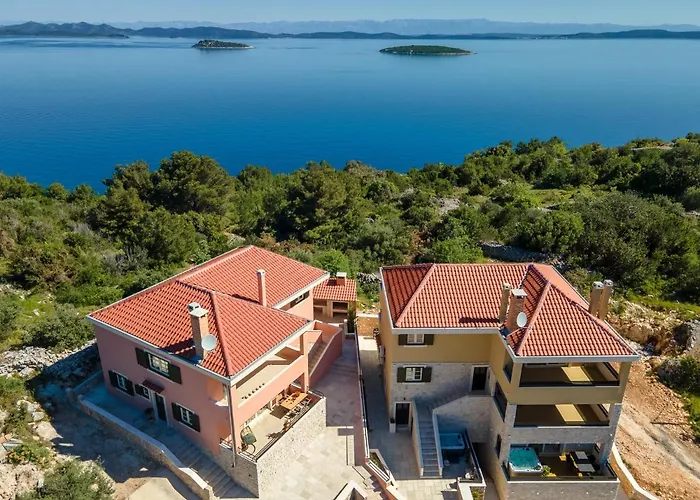 Teona Luxury With Jacuzzi And Terrace Sea View